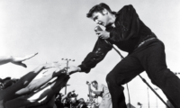 1958年3月，有位紅透半邊天的美國歌王貓王 Elvis Presley